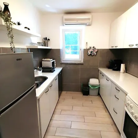 Apartment Gloria *